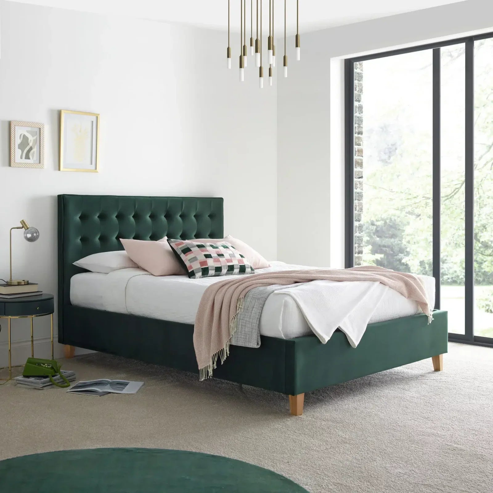Crushed Velvet Beds : The Epitome of Luxury and Comfort