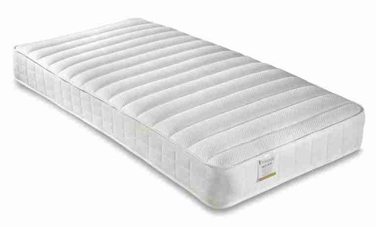 Domino Triple Sleeper